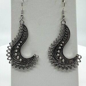 Silver Tone Paisley Dangle Earrings Gothic Boho Festival Crescent Drop Statement